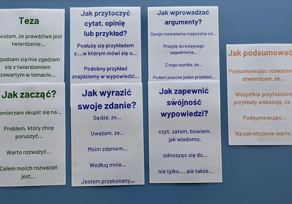 Niezbędne słowa do rozprawki: 120 wyjątkowych zwrotów na każdą okazję
