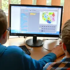 Zdalne nauczanie w szkołach podstawowych - co planuje MEN?