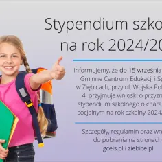 Uśmiechnięta dziewczynka z plecakiem i teczką, która dostała stypendium w szkole podstawowej. Informacja o naborze na rok 2024/2025.